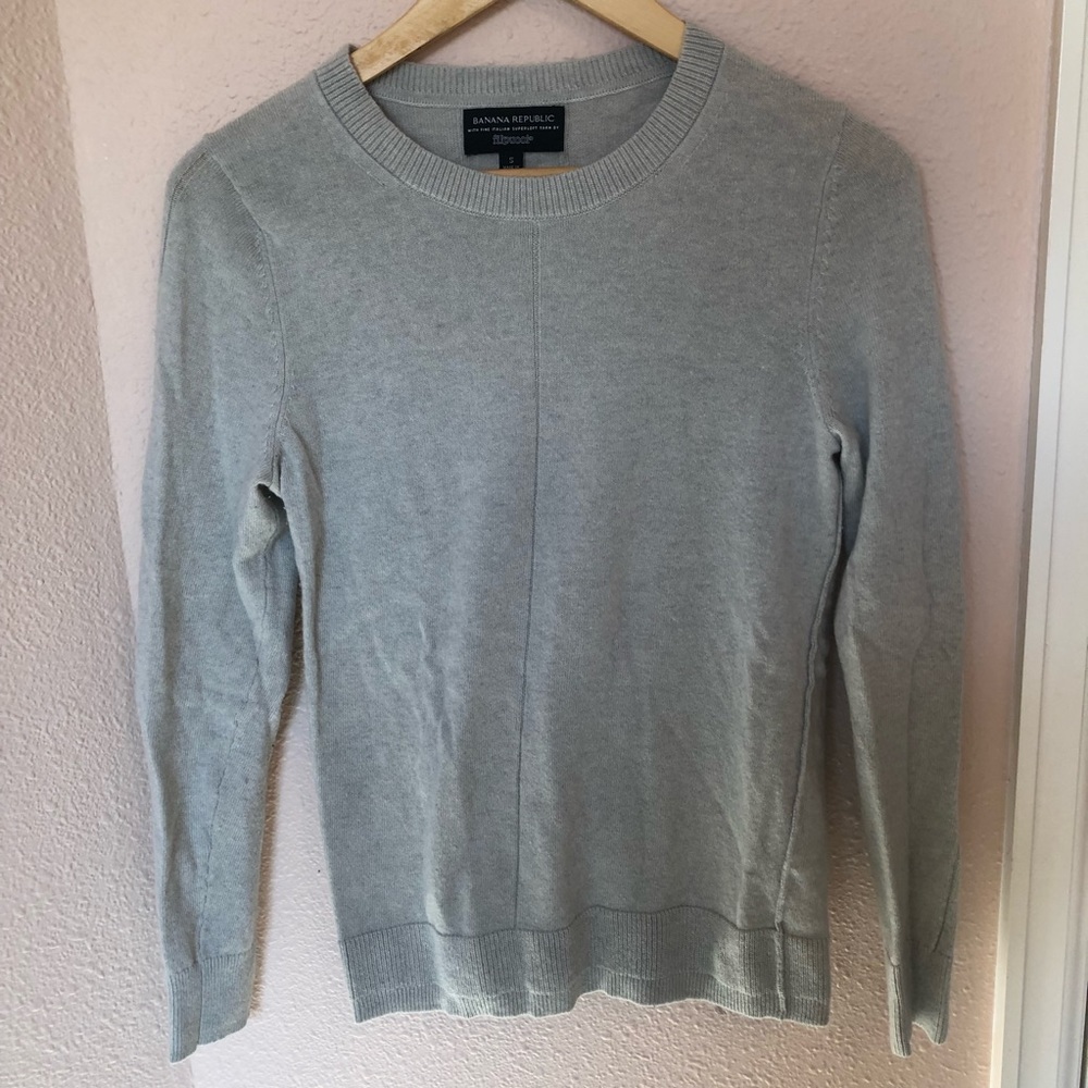 Banana Republic sweater